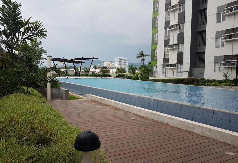 Rs Staycation Centrio Towers