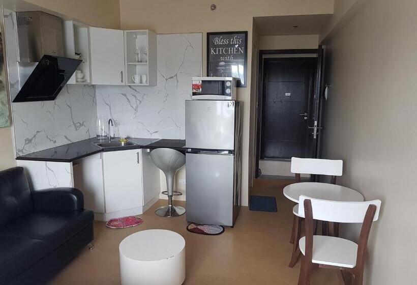 Rs Staycation Centrio Towers