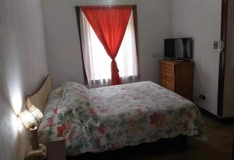 Retkeilymaja Cabaña Hostal Ema