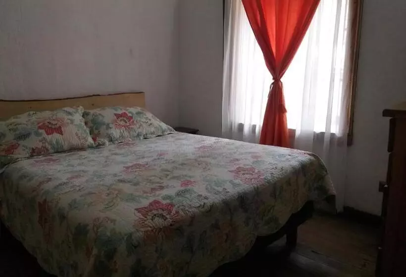 Retkeilymaja Cabaña Hostal Ema