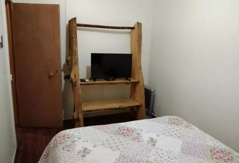 Retkeilymaja Cabaña Hostal Ema