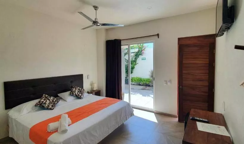 هتل Carri Surf Studio