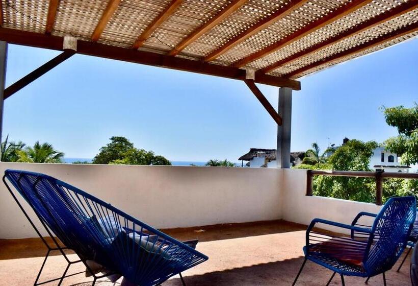 Отель Carri Surf Studio