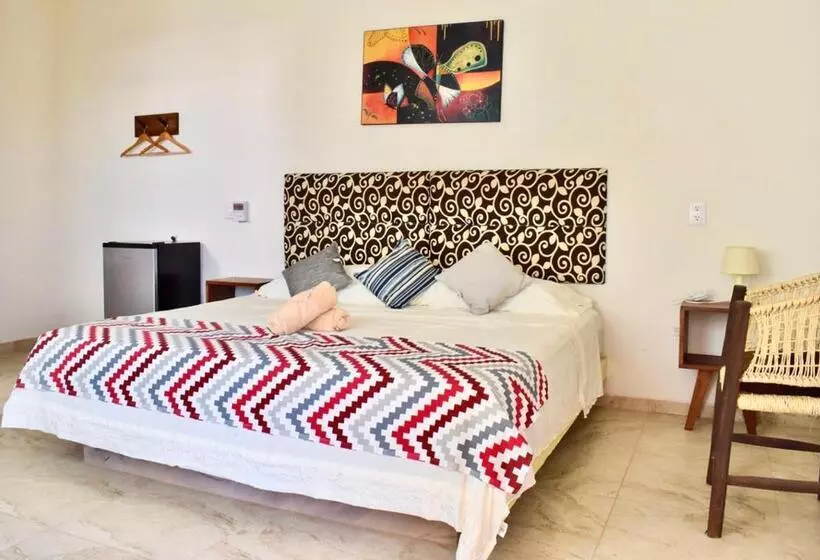 هتل Carri Surf Studio