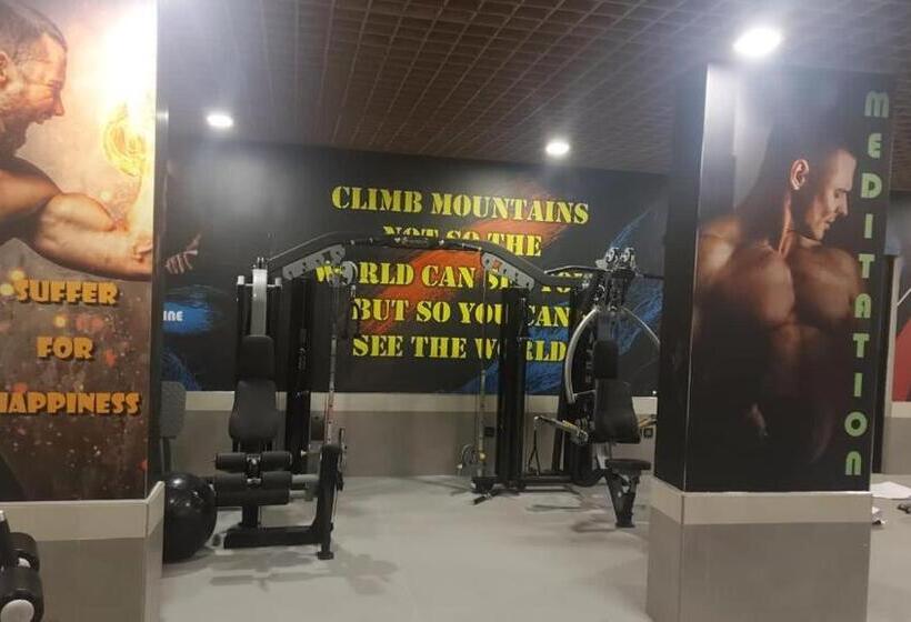 هتل Voyage Residence