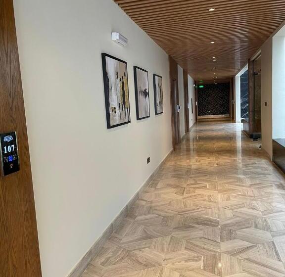 هتل Voyage Residence