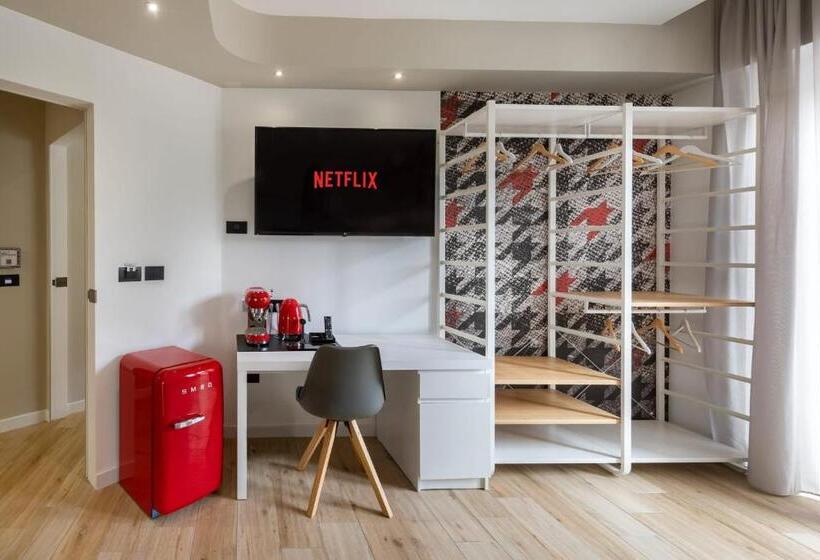 פנסיון Eleonore Elegant Rooms