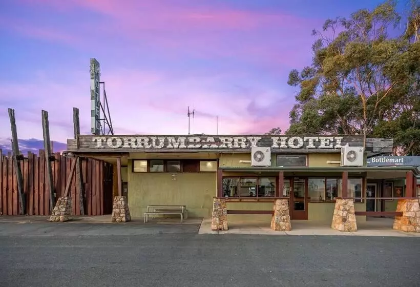 Torrumbarry Motel