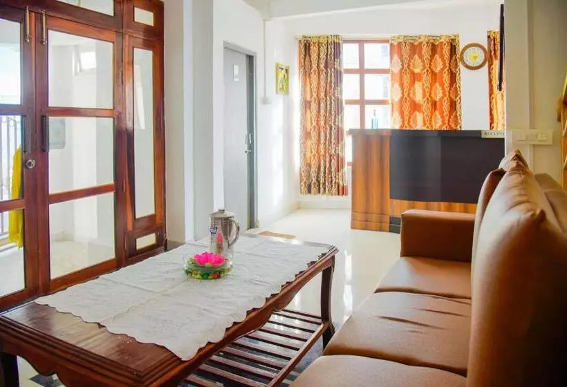 Collection O Hotel Tashi Tenka