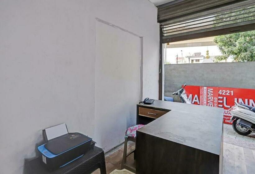 Super Hotel O Rajendra Nagar Hingna Road