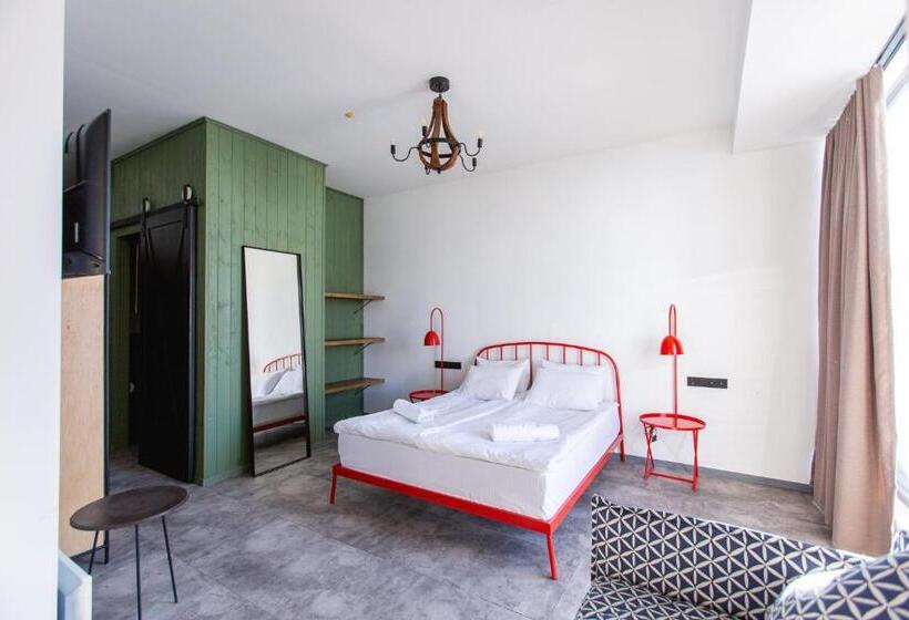 בית מלון כפרי Roshe Gudauri