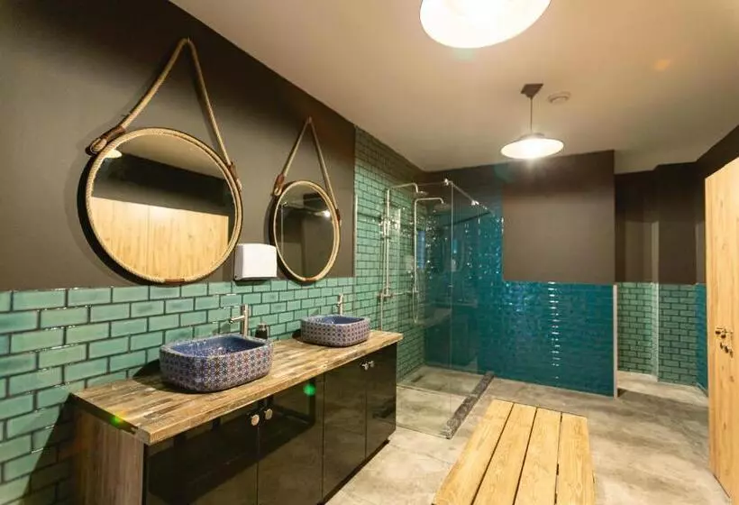 هتل Roshe Gudauri