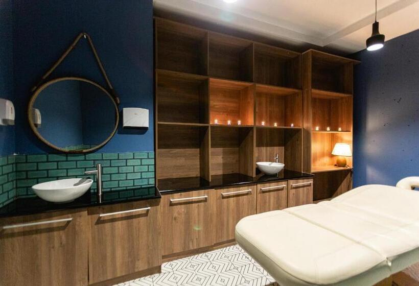 בית מלון כפרי Roshe Gudauri