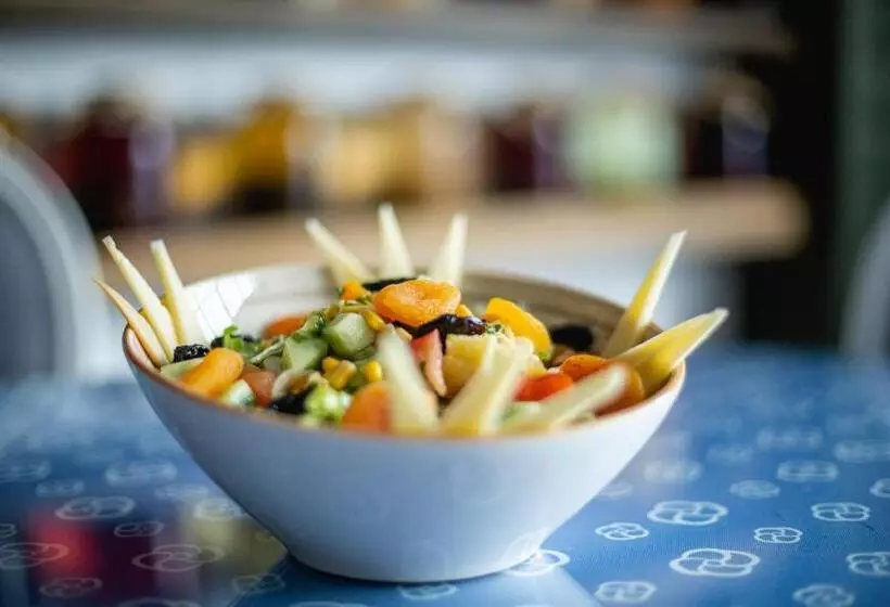 هتل Roshe Gudauri