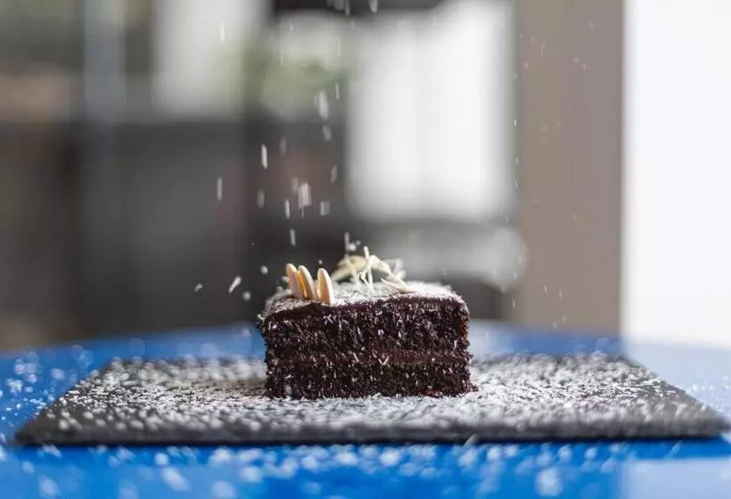 هتل Roshe Gudauri