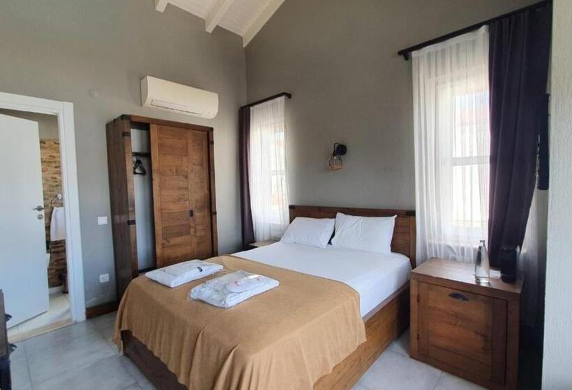 בית מלון כפרי Signature Alaçatı