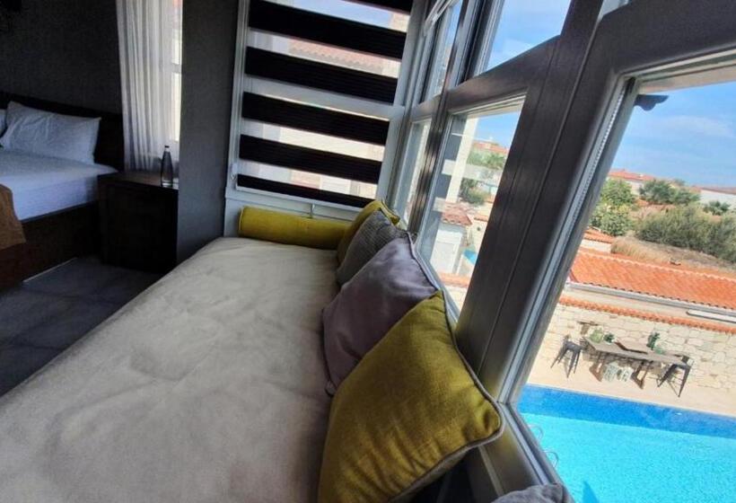 בית מלון כפרי Signature Alaçatı