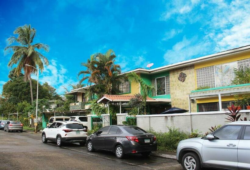 بنسيون Canal Inn B&b Panama