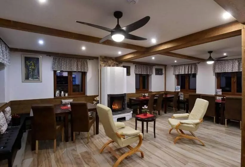 پانسیون Penzion Jizerská Malina