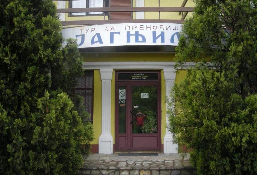 هاستل Utr Jagnjilo 1986