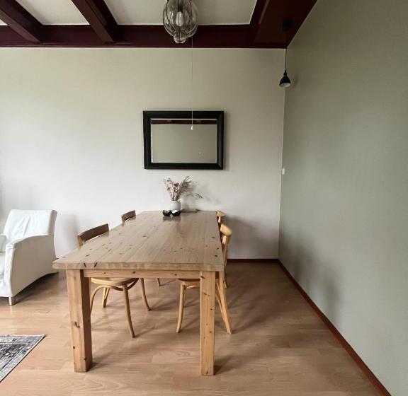 Общежитие Vakantiehuisjes Marsherne