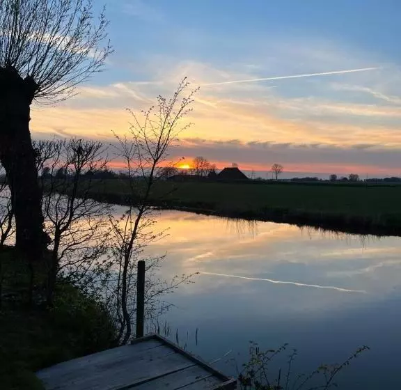 Retkeilymaja Vakantiehuisjes Marsherne