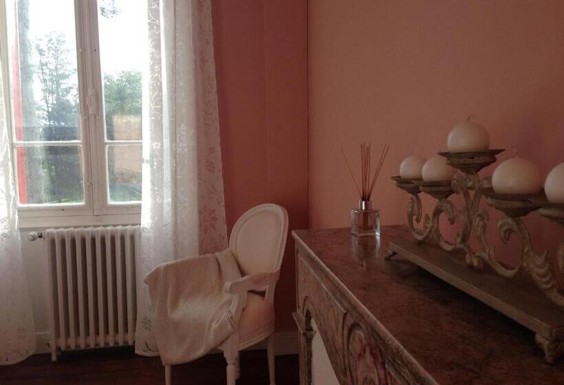 Bed and Breakfast Les Chambres D Hôtes Du Domaine De Lugazaut