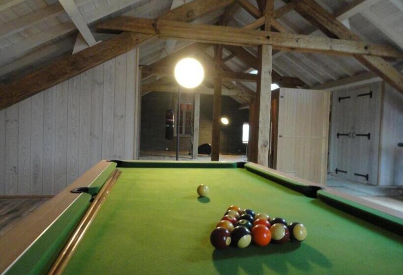 Bed and Breakfast Les Chambres D Hôtes Du Domaine De Lugazaut