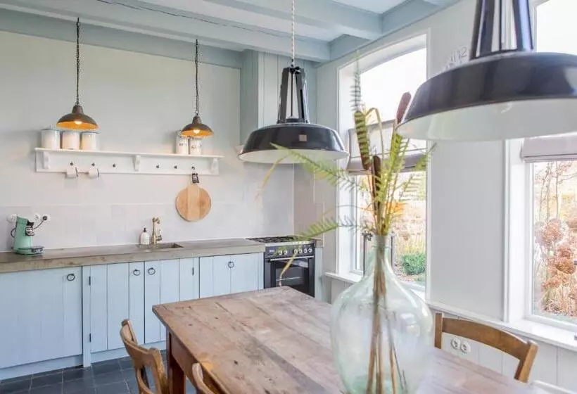 Aamiaismajoitus (B&B) De Friese Wouden