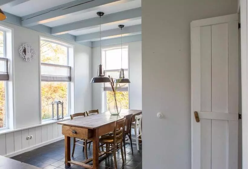 Aamiaismajoitus (B&B) De Friese Wouden