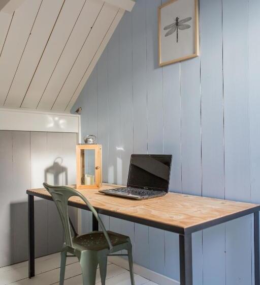 Bed and Breakfast De Friese Wouden