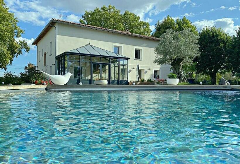 ベッドアンドブレックファースト ô Gré Des Sens