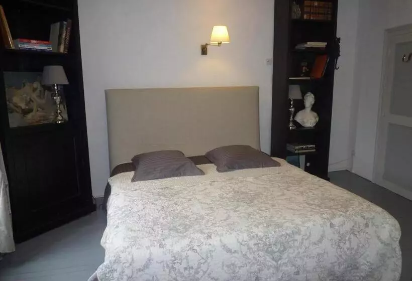 Aamiaismajoitus (B&B) Manoir De La Chapelle