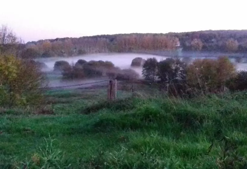 Aamiaismajoitus (B&B) Manoir De La Chapelle