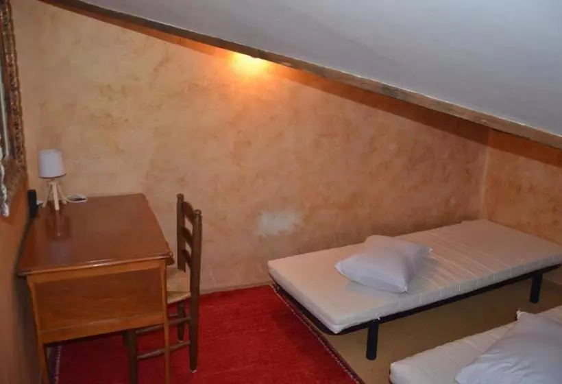 Aamiaismajoitus (B&B) Studio Et Colocation   Gîte Les 7 Fontaines