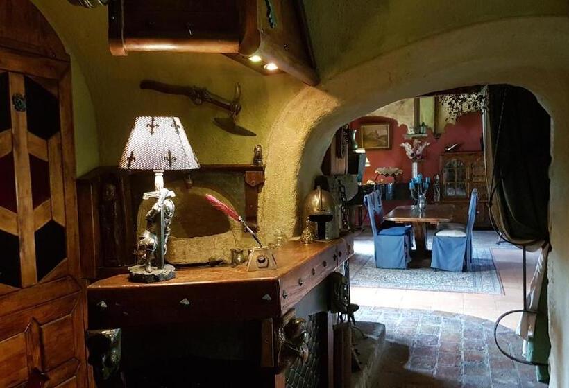 ベッドアンドブレックファースト Suite Médiévale 40m2 Chambre D  Hôte Du Mas Fabrègue