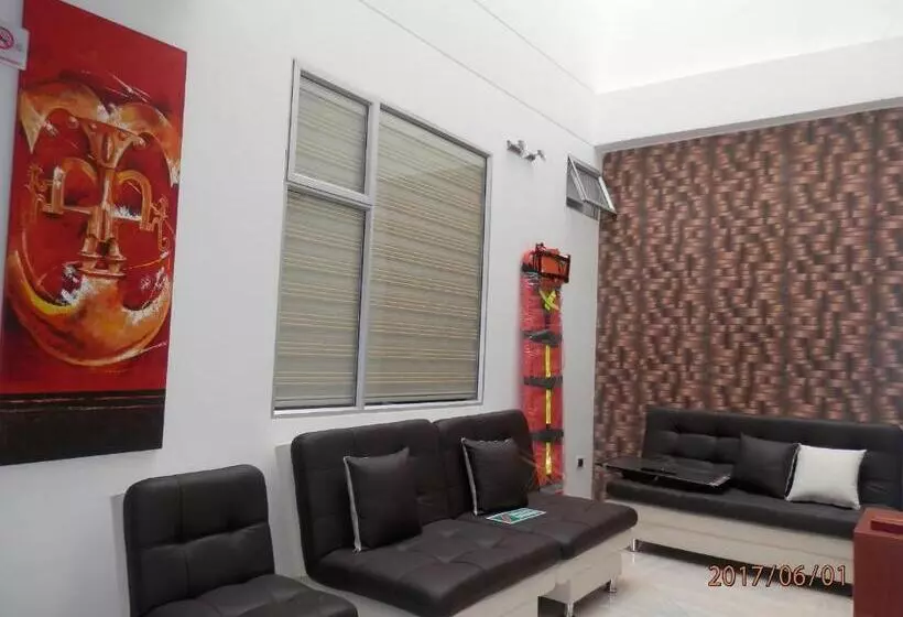 Hotelli 80 Real