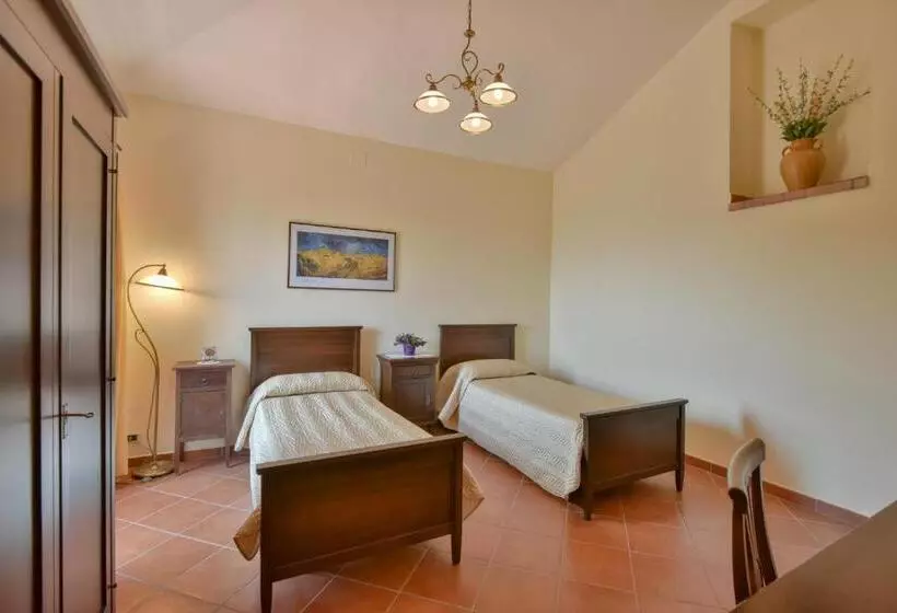 Hotelli Agriturismo L Antico Casolare