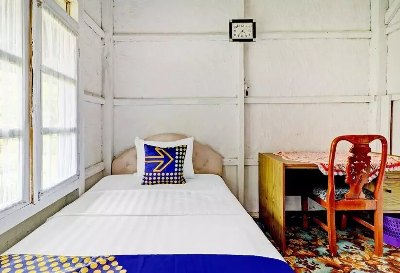 Hotelli Oyo Homes 90850 Cibeunying Eco Tourism Homestay Cibodas Maribaya 2