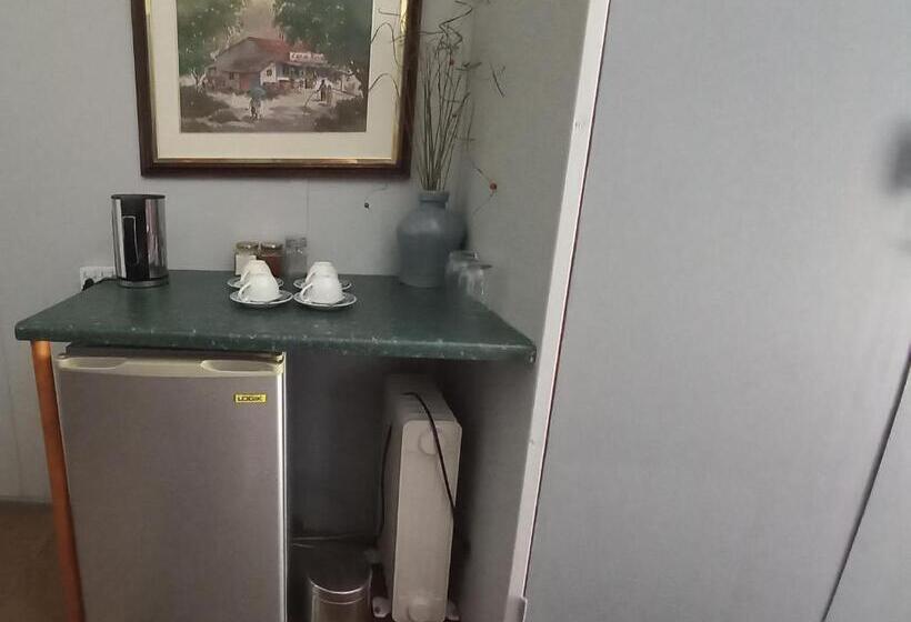 Kameel Rust And Vrede B & B And Camping