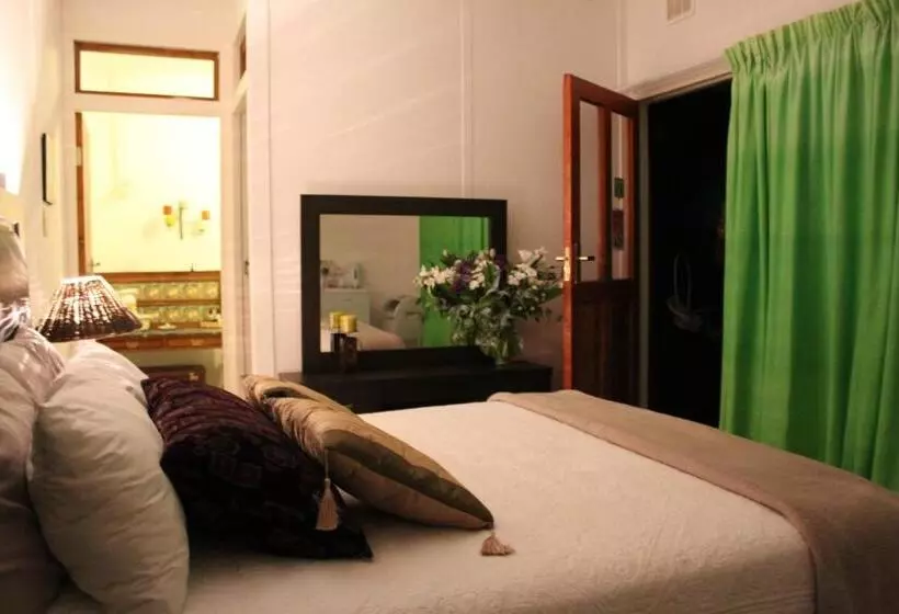 Kameel Rust And Vrede B & B And Camping