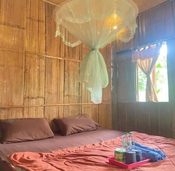 Majatalo ลุงนะ โฮมสเตย์ ปางอุ๋ง แม่ฮ่องสอน