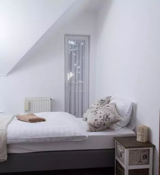 Majatalo Boróka Vendégház Tóalmás