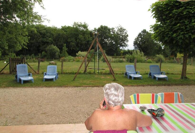 פנסיון Domaine Des Charmilles