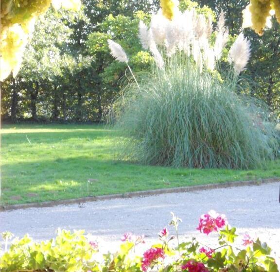 פנסיון Domaine Des Charmilles