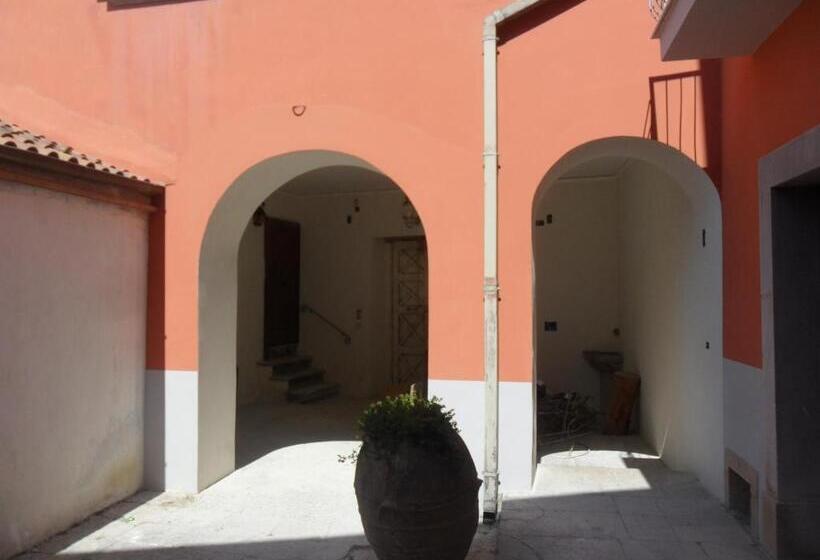 פנסיון Palazzo Gentilizio De Maffutiis