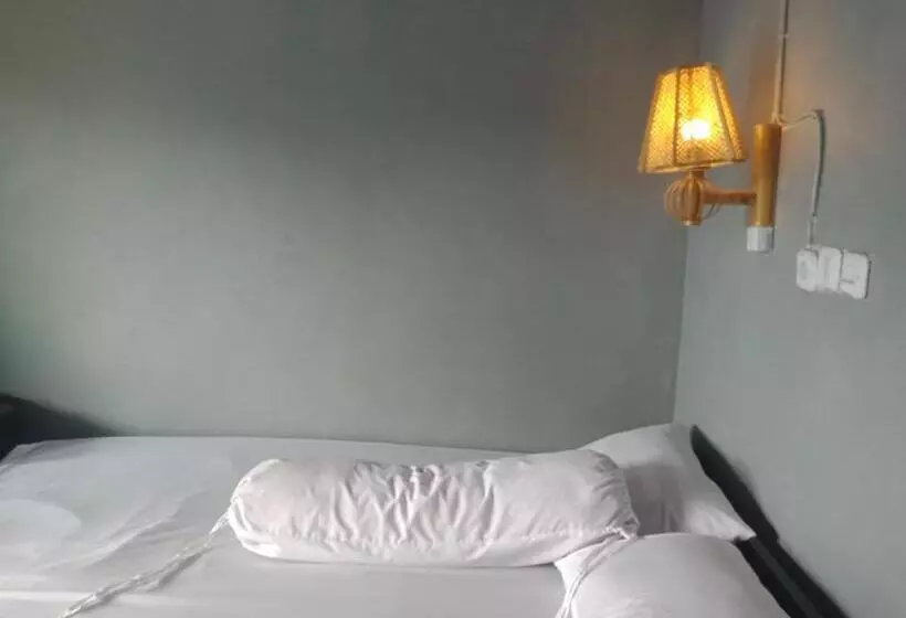 ペンション Rinjani Terrace Cottage