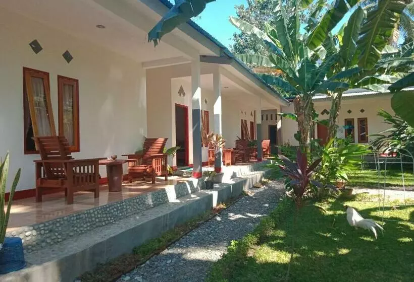 Majatalo Riung Guesthouse