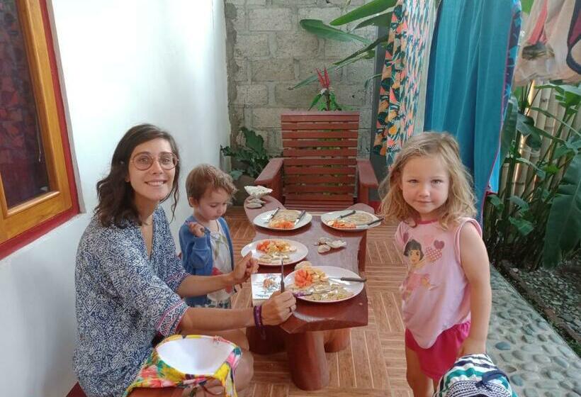 Пансион Riung Guesthouse