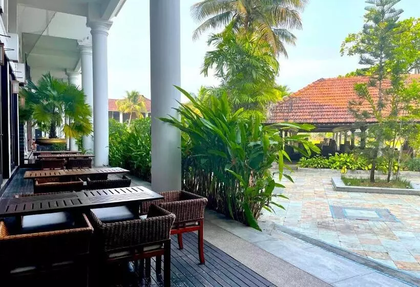 Plumeria Lake Resort & Spa, By Zaahrah Hotels And Resorts